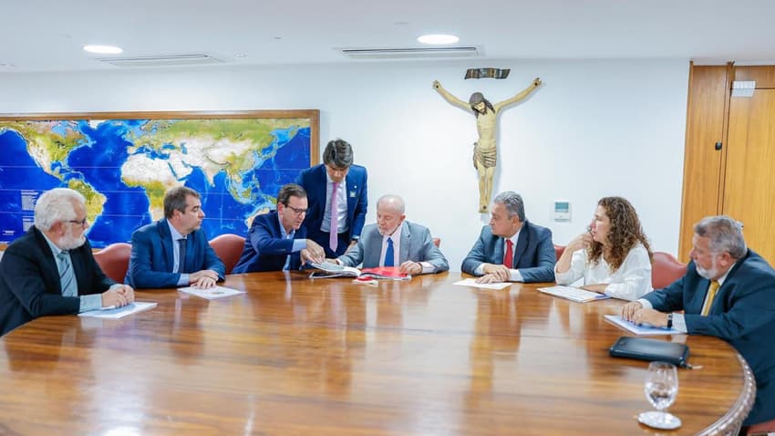 Paes Lula reunião