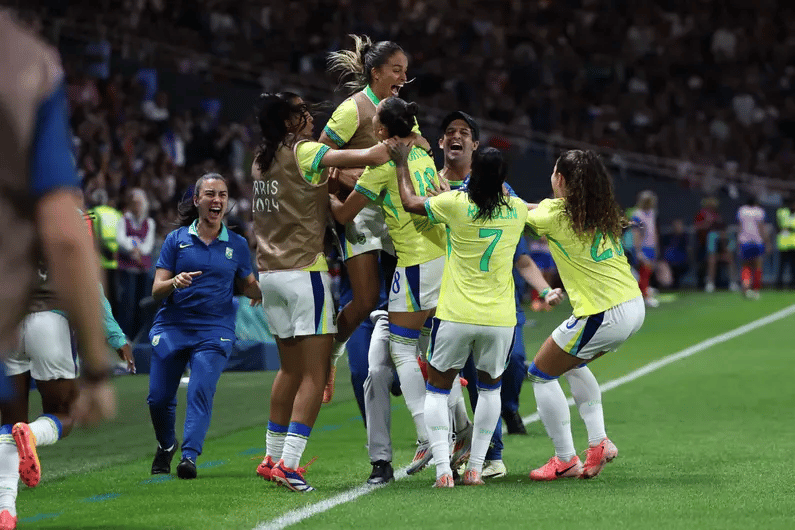 Brasil vence a França no futebol feminino dos Jogos de Paris