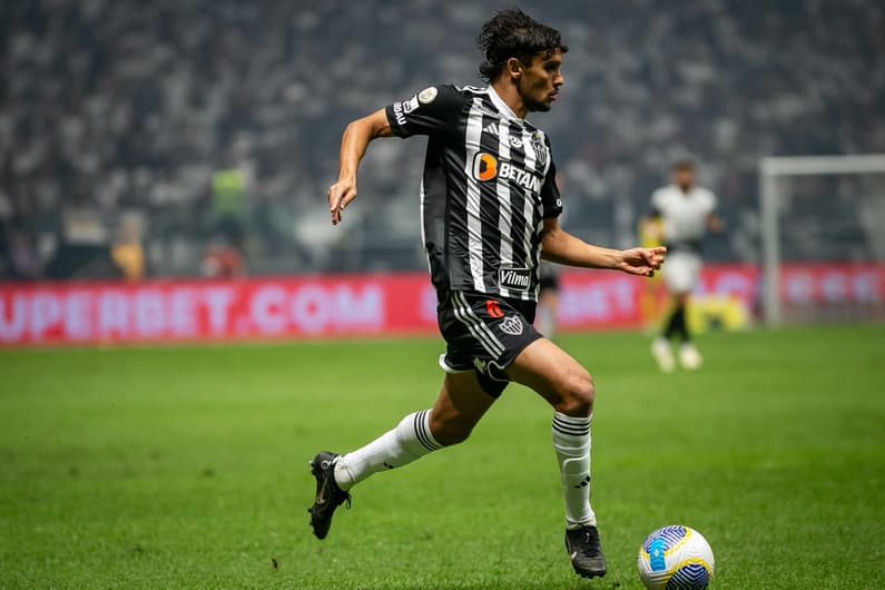 Gustavo Scarpa é uma das esperanças do Atlético para o jogo de hoje. Foto: Fernando Moreno/AGIF