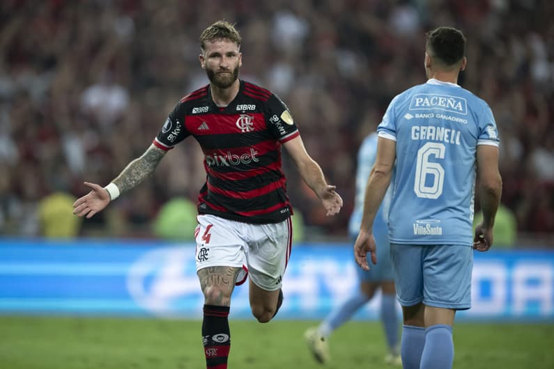 No primeiro jogo das oitavas, o Flamengo construiu vantagem de dois gols para o jogo de hoje. (Foto: Jorge Rodrigues/AGIF)