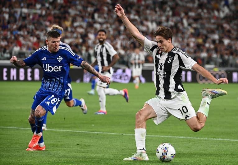 Juventus e Hellas Verona jogam hoje pela segunda rodada do Campeonato Italiano. (Foto: Isabella BONOTTO / AFP)