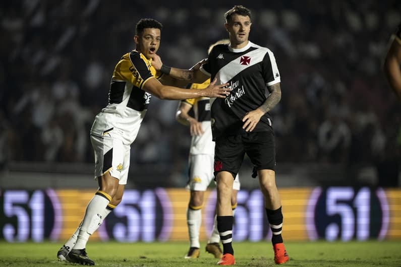 Vasco e Criciúma se reencontram pela vigésima terceira rodada do Brasileirão. Foto: Jorge Rodrigues/AGIF