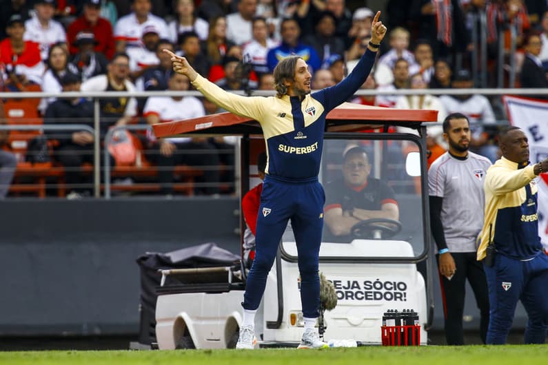 Jogo do São Paulo hoje: saiba onde assistir, horário e escalações - Lance!