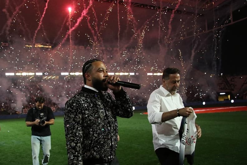 Depay apresentado à torcida do Corinthians &#8211; Neo Quimica Arena &#8211; Corinthians x Juventude &#8211; Copa do Brasil2