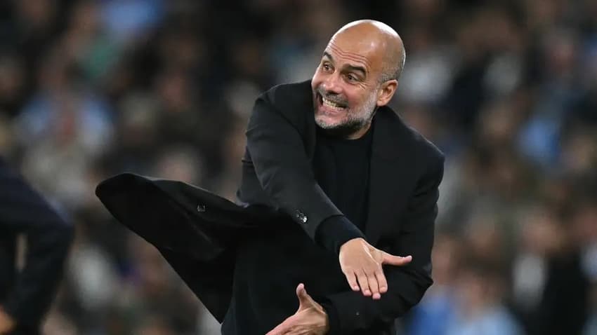 Pep Guardiola comanda o Manchester City pela Champions League (Foto: Oli Scarff/AFP)