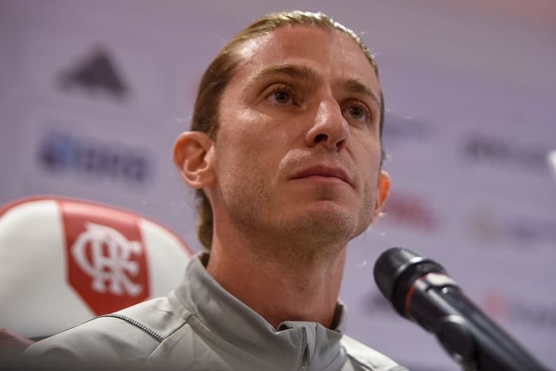 Filipe Luís em sua primeira coletiva como técnico do Flamengo