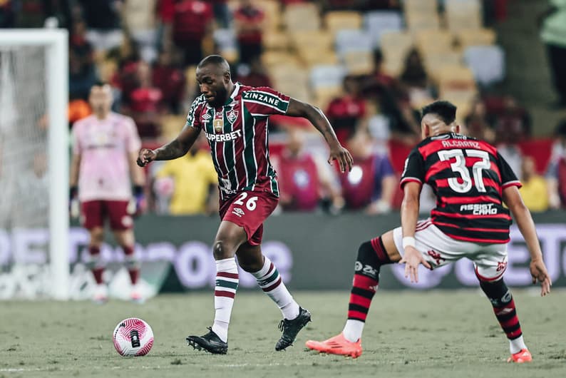 Manoel substituiu Thiago Silva no clássico entre Flamengo e Fluminense