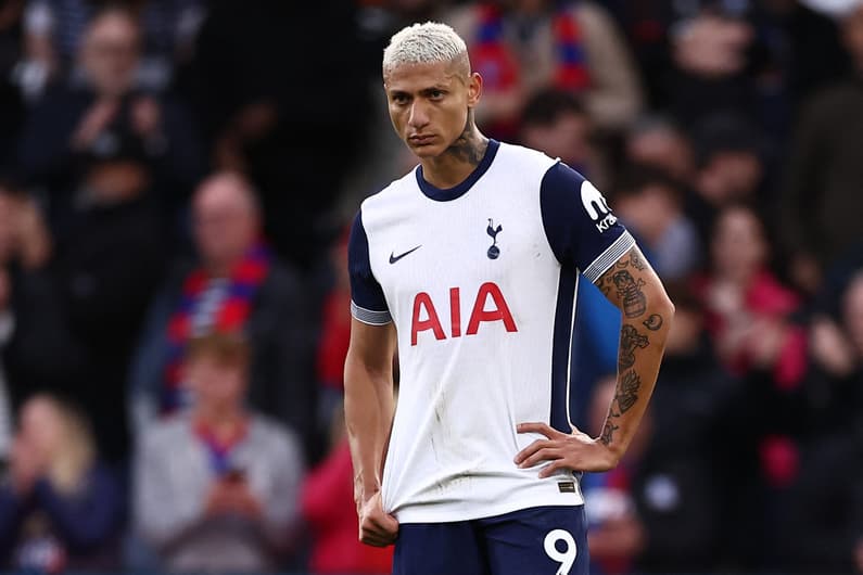 Richarlison lamenta derrota do Tottenham para o Crystal Palace pela Premier League