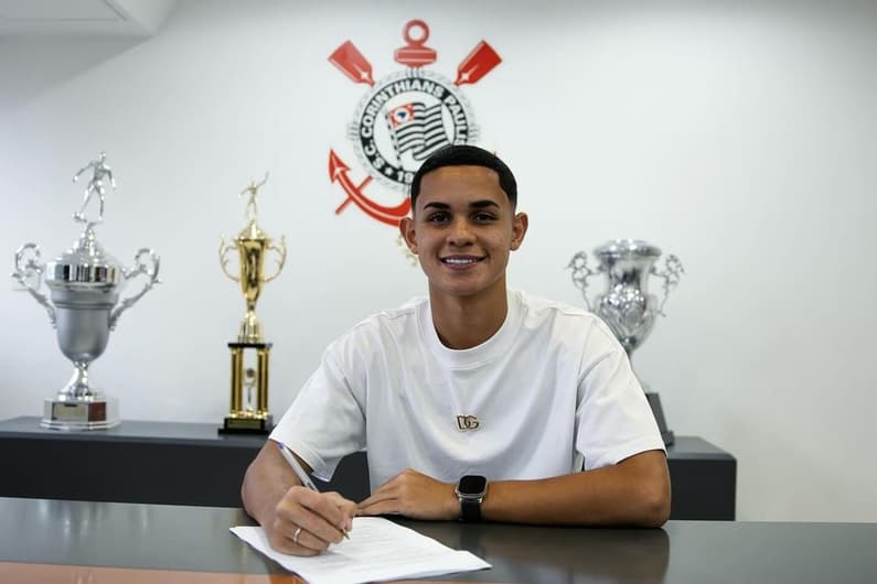 Luiz_Gustavo_Bahia_Corinthians