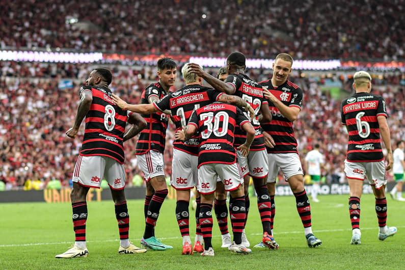 Internacional x Flamengo: Vidente prevê vitória do confronto do Mengão de Filipe Luís no Brasileirão.