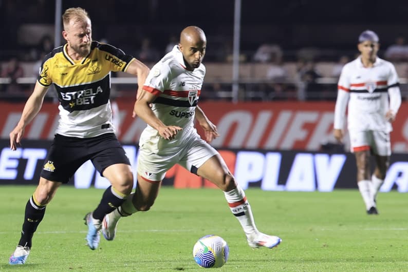 O São Paulo encara o Criciúma em jogo hoje, pela 31ª rodada do Brasileirão (Foto: Marcello Zambrana/AGIF)