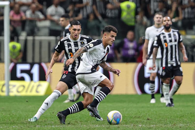 Vasco e Atlético-MG se enfrentam hoje pelas semifinais da Copa do Brasil (Foto: Gilson Lobo/AGIF)