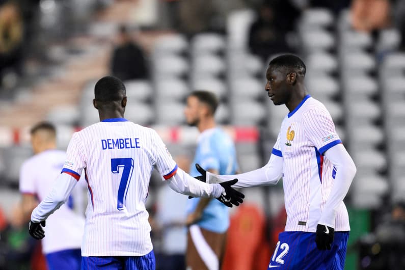 Kolo Muani foi autor dos gols da França contra a Bélgica (Foto: John Thys/AFP)