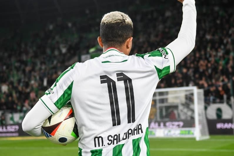 Matheus Saldanha foi autor de hat-trick pelo Ferencvaros, na liga húngara (Foto: Reprodução/Instagram)