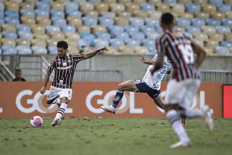 Guga em ação pelo Fluminense contra o Cruzeiro, no dia 4 de outubro