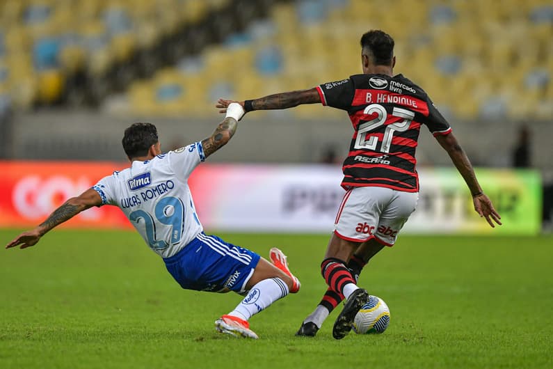 Flamengo venceu o Cruzeiro por 2 a1, no Maracanã, no primeiro turno do Brasileirão 2024 (Foto: Thiago Ribeiro/AGIF)