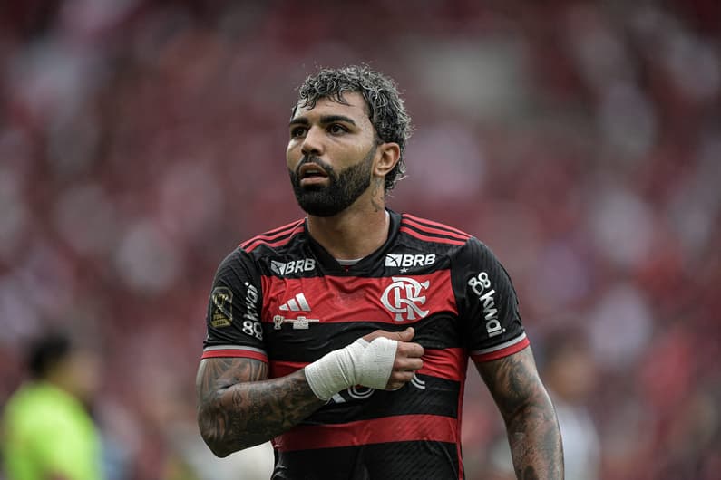 Gabigol comemora seu gol pelo Flamengo no jogo de ida da final da Copa do Brasil contra o Atlético-MG, no Maracanã