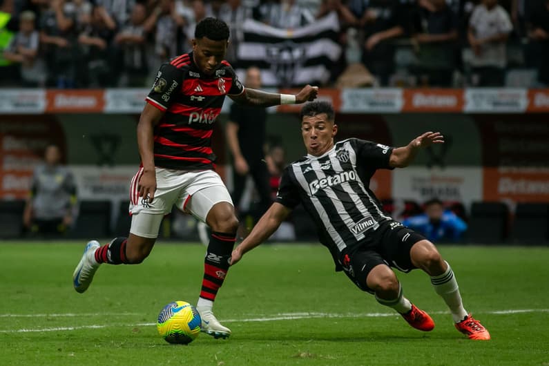 Gonzalo Plata foi o autor do gol do jogo que rendeu ao Flamengo o seu quinto título da Copa do Brasil, justamente contra o Atlético-MG (Foto: Fernando Moreno/AGIF)