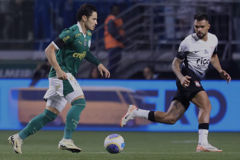 Pelo Campeonato Brasileiro, o Palmeiras encara o Corinthians (Foto: Marcello Zambrana/AGIF)