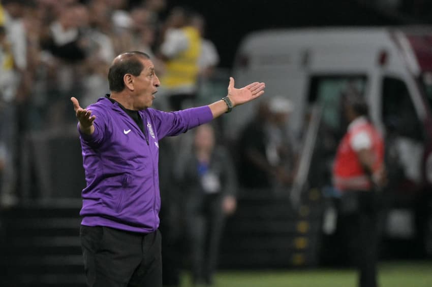 Corinthians venceu o Universidad Central por 3 a 2 na Pré-Libertadores