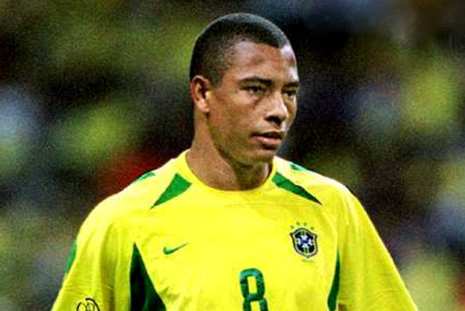 Gilberto Silva foi campeão do mundo em 2002 (Foto: Divulgação)