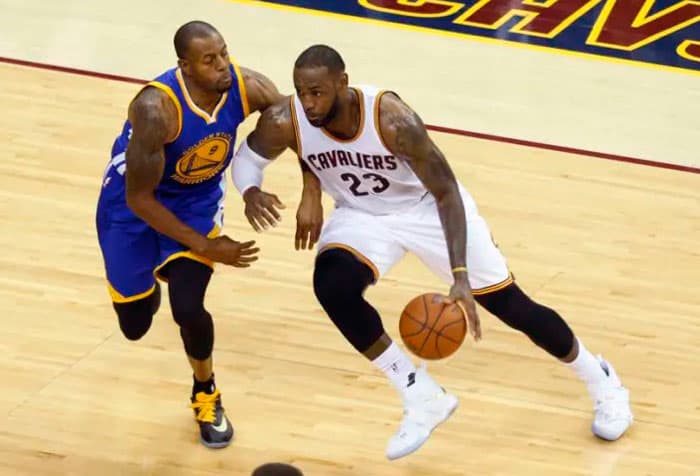 Final da NBA de 2016 entre Cleveland Cavaliers e Golden State Warriors (Foto: AFP)