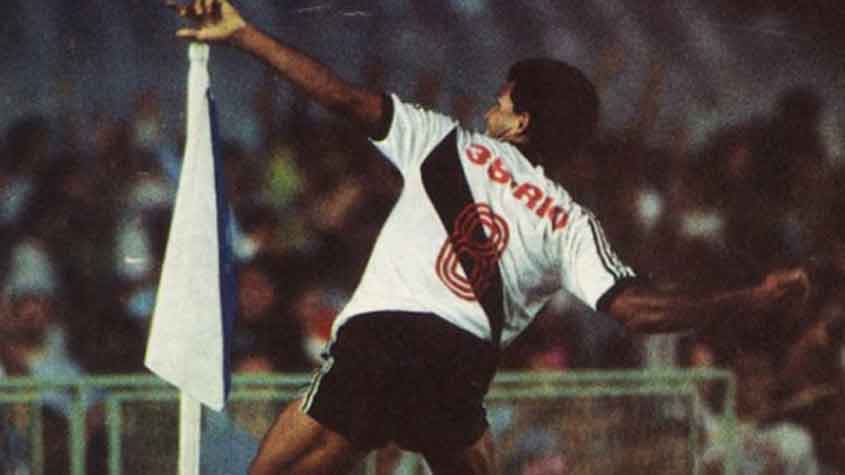 Geovani é ídolo do Vasco (Foto: Reprodução)