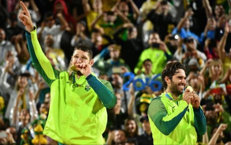 Alison Mamute e Bruno, dupla campeã do vôlei de praia nas Olimpíadas do Rio 2016 (Foto: Alaor Filho/Exemplus/COB)