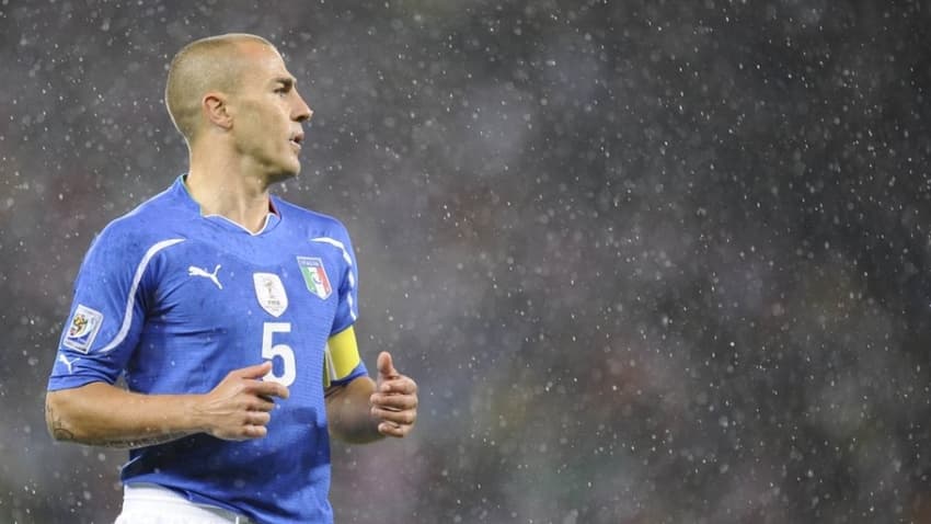 Campeão do mundo com a Itália em 200, Fabio Cannavaro será o comandante da seleção uzbeque na Copa de 2026 (Foto: AFP)