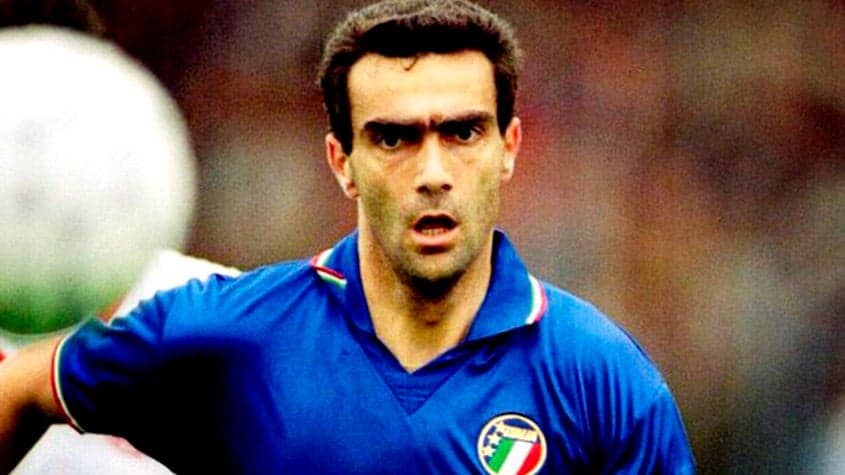 Giuseppe Bergomi é o segundo jogador com mais jogos disputados pela Inter de Milão (Foto: Reprodução)