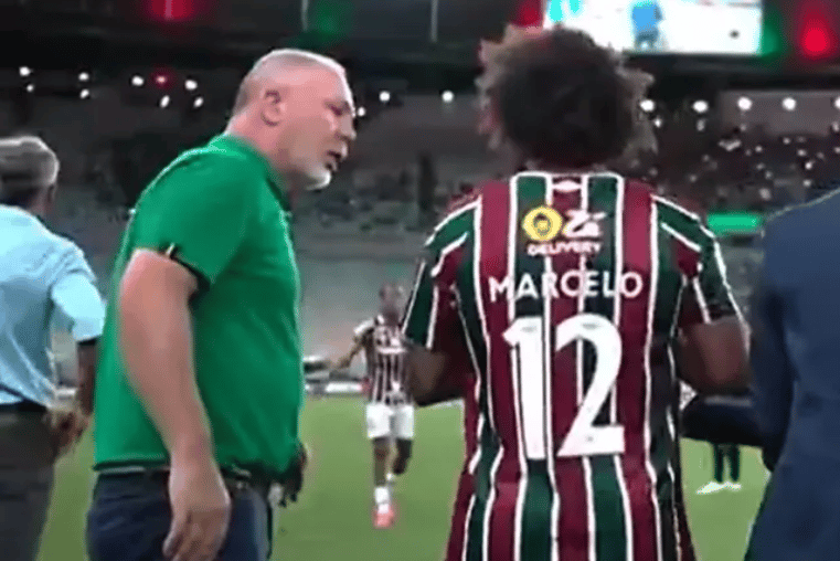 Marcelo e Mano Menezes pelo Fluminense (Foto: Reprodução)