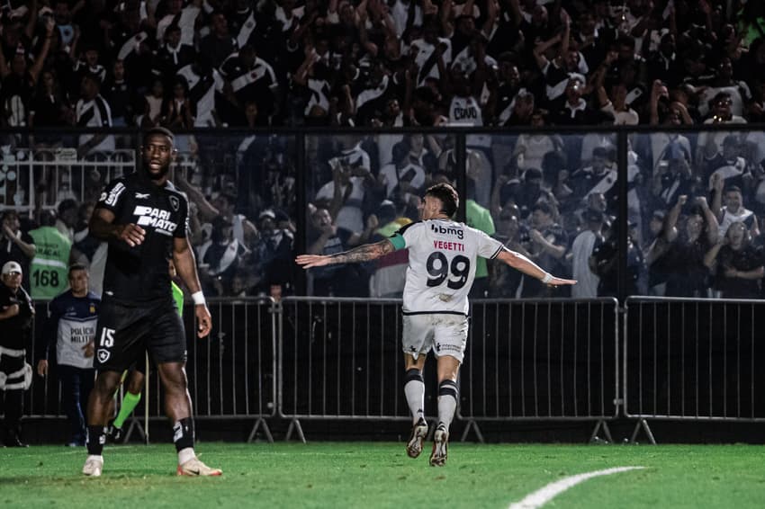 Vasco x Botafogo - Vegetti