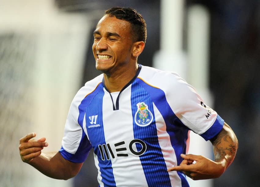 Porto x Nacional - Danilo (Foto: Miguel Riopa/ AFP)