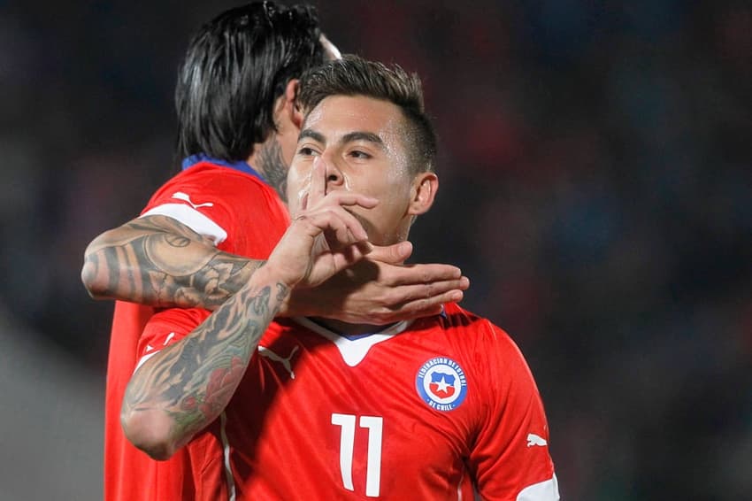 Chile x Egito - Eduardo Vargas (Foto: Claudio Reyes/AFP)