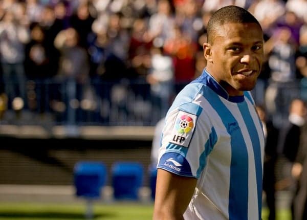 Julio Baptista (Foto: Jorge Guerrero/AFP)