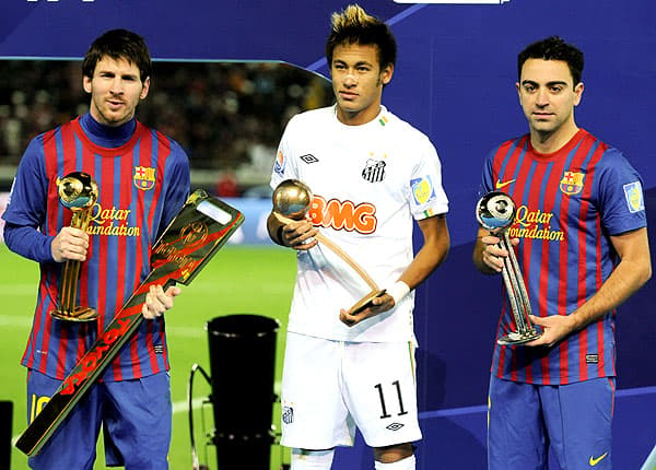 Xavi, Neymar e Messi - Cerimônia de premiação do Mundial de Clubes (Foto: Kimimasa Mayama/EFE)