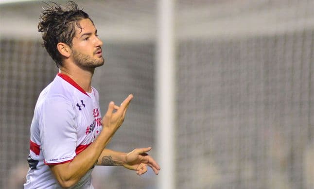 Pato vem fazendo ótima temporada (Foto: Maurício Rummens/Fotoarena/LANCE!Press)