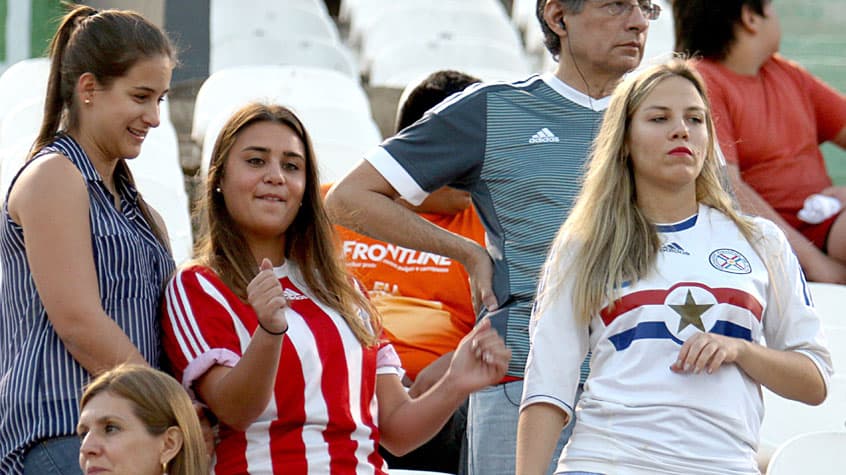 HOME - Paraguai x Bolívia - Eliminatórias para Copa-2018 - Torcida (Foto: Gustavo Segovia/AFP)