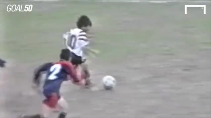 Vídeo mostra que Messi já marcava golaços aos 12 anos