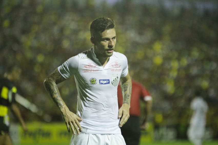 Campeonato Paulista - Novorizontino x Santos (foto:João Moura / Fotoarena)