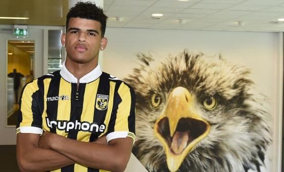 Dominic Solanke - Vitesse (emprestado pelo Chelsea) - Inglaterra - 18 anos