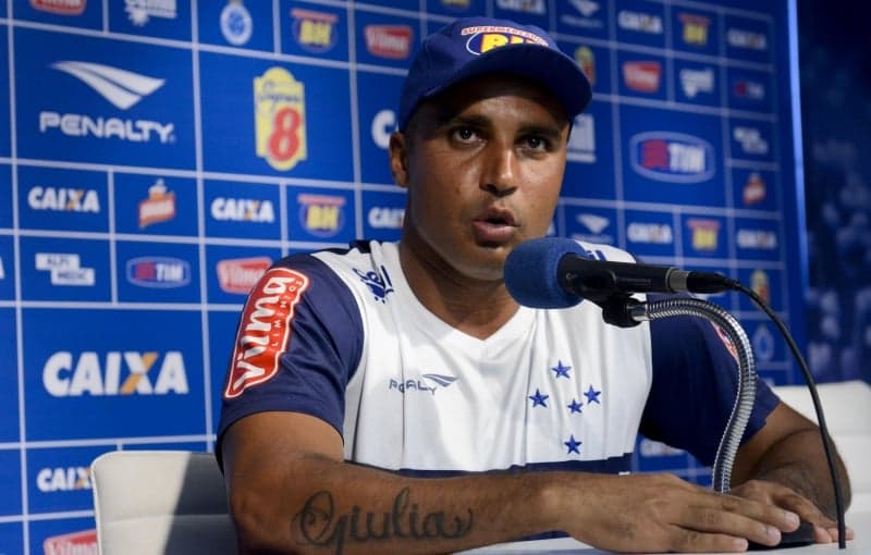 Depois de sua aposentadoria, o ex-atleta chegou a comandar o Cruzeiro (Foto: Washington Alves/Lightpress)