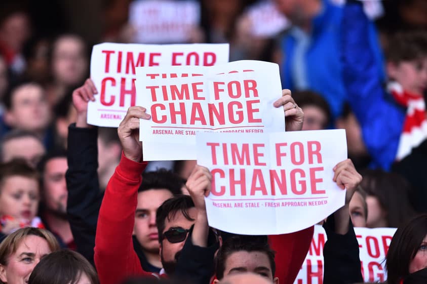 Arsenal x Norwich - Protesto contra Wenger