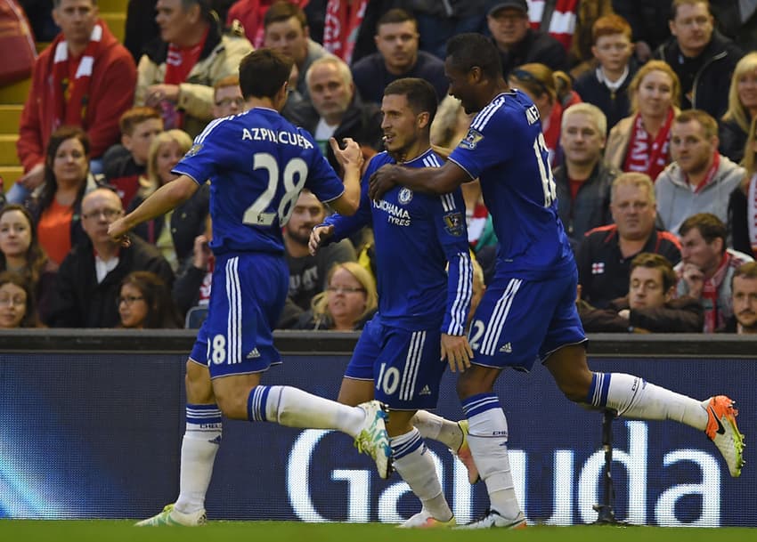 LIVERPOOL  x CHELSEA (foto:Paul ELLIS / AFP)