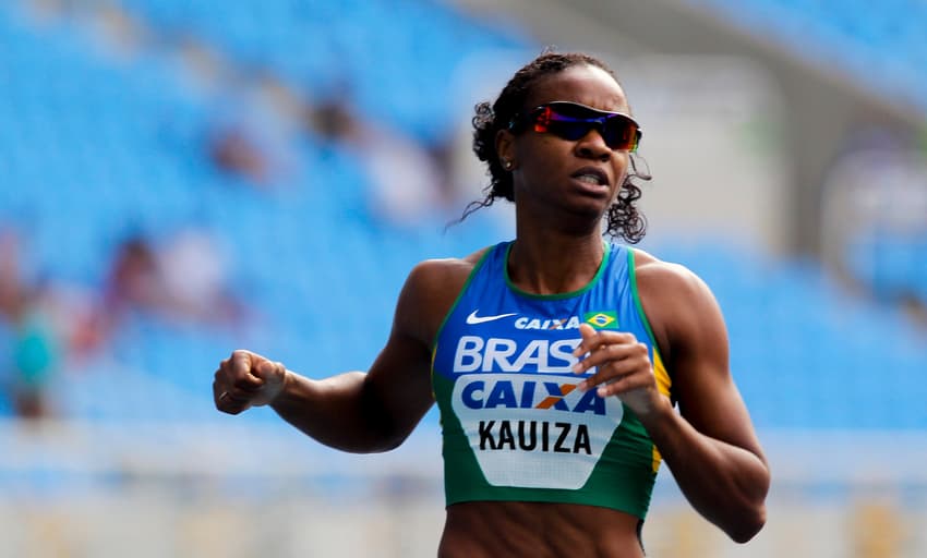 Kauiza Venâncio conquistou índice para a Olimpíada do Rio de Janeiro nos 200m rasos (Foto: Carol Coelho/CBAt)