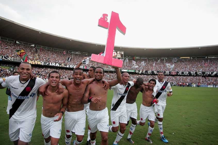 Vasco x Juventude: com quatro rodadas de antecipação Cruz-Maltino vence por 2 a 1,&nbsp;em 7 de novembro de 2009.