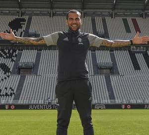 Daniel Alves - Juventus