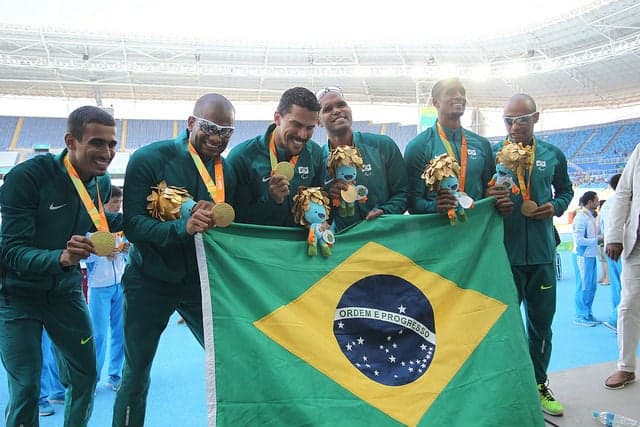 Revezamento 4x100m (Foto: Alaor Filho/MPIX/CPB)