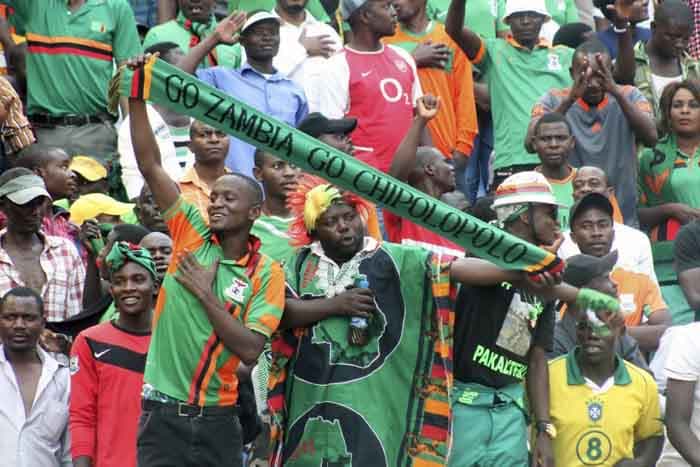 12/11 - 14h Nigéria x Argélia: O Grupo B é o da morte e tem clássico na África (Foto: DAWOOD SALIM / AFP)