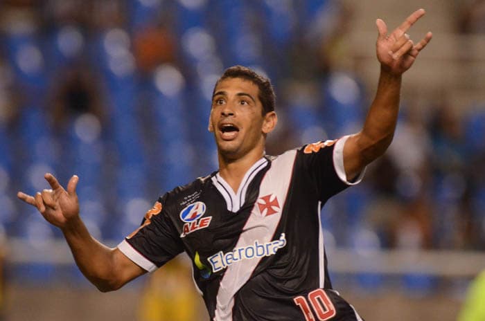 Diego Souza - Com a camisa do Vasco